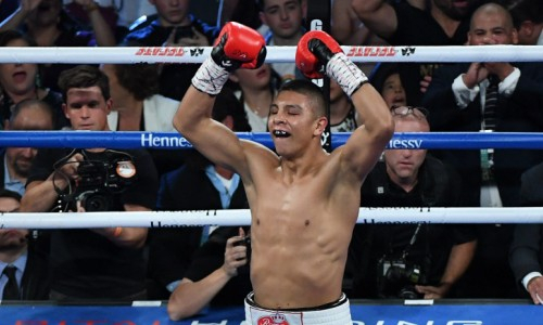 Нокаутер с рекордом 38-0 признал казахстанского боксера великим