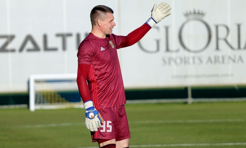 Чемпион Казахстана проиграл и не может выиграть четыре подряд матча на УТС. Видео