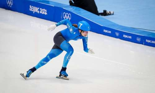 Казахстанская конькобежка осталась без медали Олимпийских игр в Пекине
