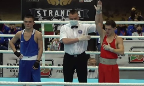  Казахстан понес первую потерю на турнире по боксу в Болгарии