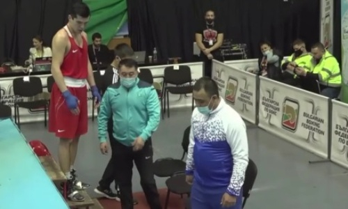 Реакция казахстанского боксера на судейский произвол на «малом чемпионате мира» попала на видео