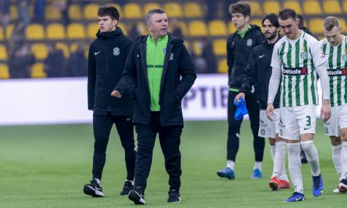 Казахстанский тренер начал сезон в Европе с поражения в матче за трофей. Видео