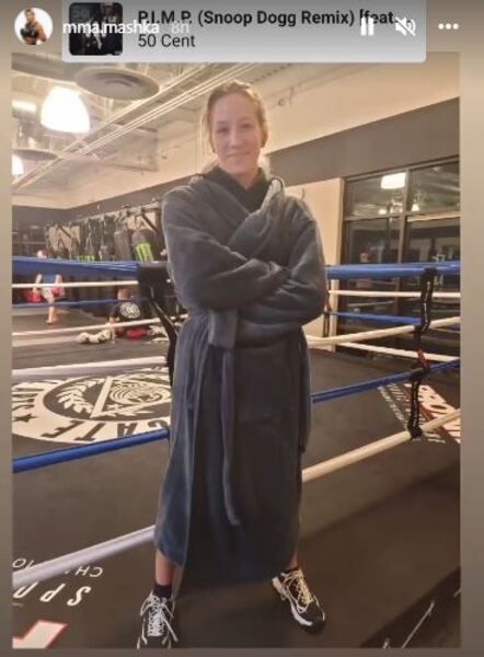 «Сказали, что я выгляжу как сутенер». Агапова появилась на тренировке в необычном наряде и привлекла всеобщее внимание. Фото