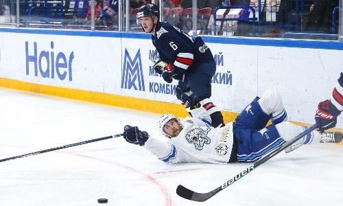 «Теперь ясно, почему россиян не хотят видеть в мировом спорте». Казахстанцы отреагировали на разгром «Барыса» в КХЛ