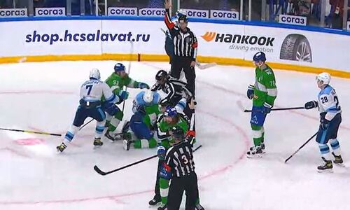 Соперники «Барыса» устроили массовую драку с нокдауном и множественными удалениями. Видео