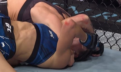 Видео финиша Марии Агаповой в четвертом бою в UFC
