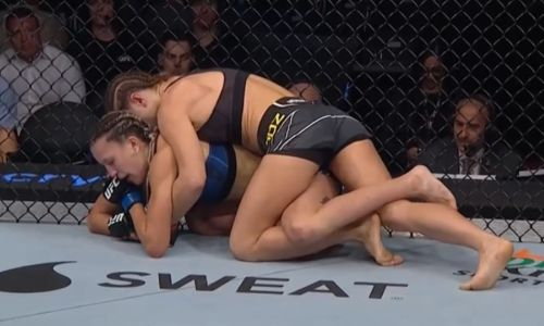 Видео полного боя Мария Агапова — Марина Мороз с досрочной победой в UFC