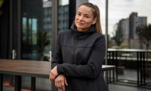 «Я чувствую себя ужасно». Мороз поделилась переживаниями после победы над Агаповой в UFC