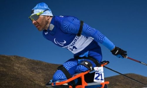 Казахстанский биатлонист провел очередную гонку на Паралимпиаде в Пекине