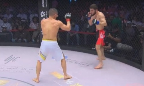 Видео 11-го подряд победного боя звезды ММА из Казахстана