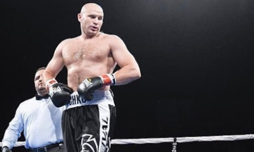 Непобежденный супертяж-нокаутер из Казахстана узнал дату и место следующего боя