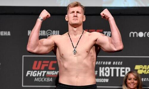 «Та ещё заноза в заднице». Чемпион UFC поделился ожиданиями от следующего боя Александра Волкова