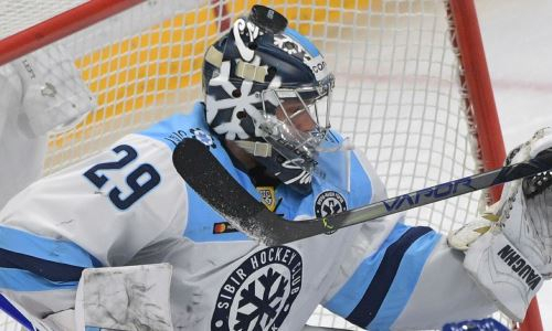 В клубе конференции «Барыса» объяснили ситуацию с отъездом вратаря в НХЛ