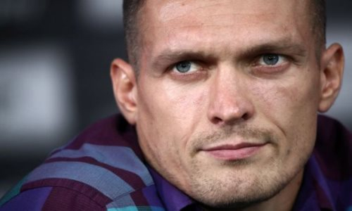 «Всё-таки не выдержал». В России раскрыли курьёзный момент отъезда Усика из Украины