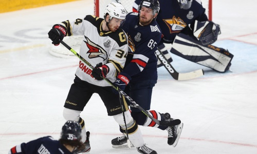 «Каким же бесстрашием и мужеством надо обладать». Хоккеист сборной Казахстана поразил российские СМИ