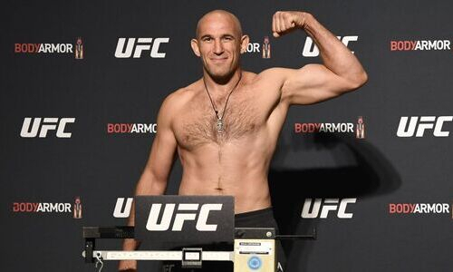 Алексей Олейник узнал своего нового соперника по UFC 273