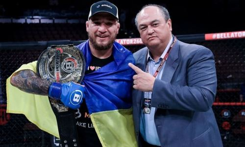 Украинский боец показал уцелевший под обстрелами пояс чемпиона Bellator. Видео