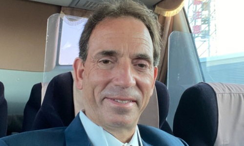 Промоутер Головкина отправился на его бой с Муратой. Фото