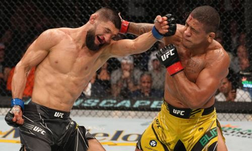 «Я окровавлен и мне больно». Хамзат Чимаев удивил словами после боя на UFC 273