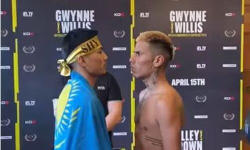 Непобежденный чемпион WBO из Казахстана провел битву взглядов с аргентинским «Питбулем». Видео