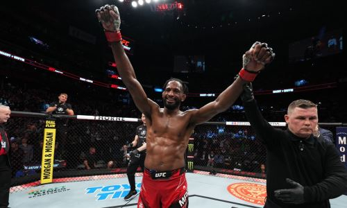 Рекордсмен UFC объявил о бое с Шавкатом Рахмоновым