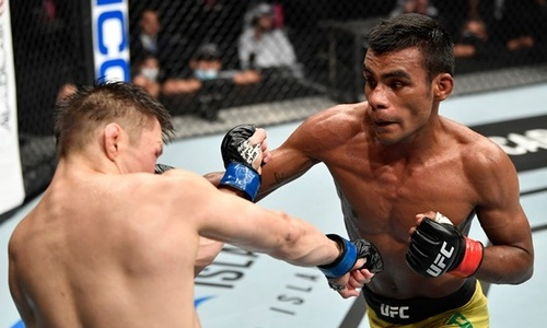 Боец UFC после скандальной победы над Жумагуловым отреагировал на поединок с Морозовым