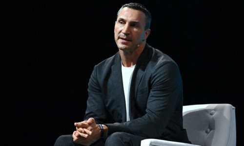 «Извиняюсь, но не извиняюсь». Владимир Кличко поразил «великим» ответом на вопрос журналиста. Видео