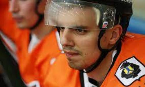 Соперник «Барыса» по конференции КХЛ сохранил двух нападающих