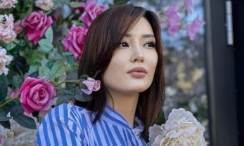 Нарядная Сабина Алтынбекова заворожила армию своих подписчиков. Фото