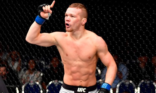 Петр Ян будет секундировать казахского бойца ММА