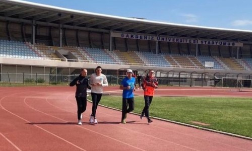 Казахстанские легкоатлеты проводят УТС в Анталье