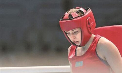 Видео боя Ангелины Лукас с неожиданным исходом на старте женского ЧМ-2022 по боксу