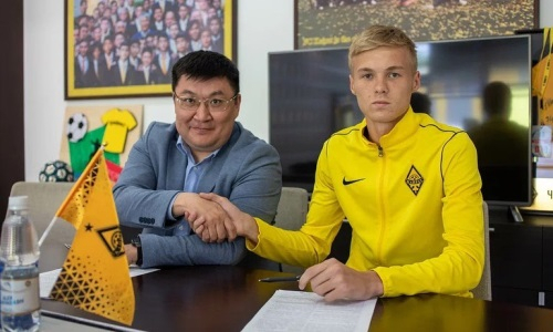 «Кайрат» официально объявил о подписании бомбардира