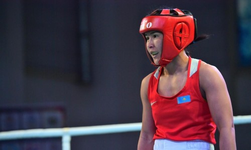 Казахстан завоевал первую медаль на женском ЧМ-2022 по боксу