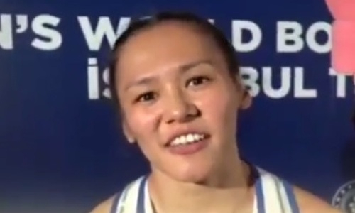 Боксерша из Казахстана прокомментировала победу нокаутом в полуфинале ЧМ-2022