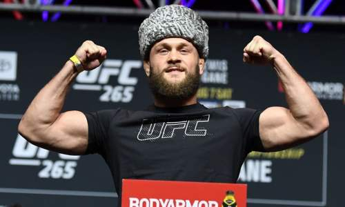 «Он все мне показал». Уроженец Казахстана из UFC изменил свое мнение о чемпионе