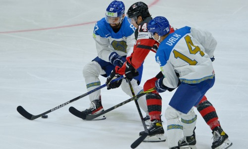 «Казахстан преобразился». КХЛ оценила яркие моменты зарубы команды Михайлиса с Канадой на ЧМ-2022