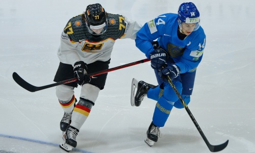 Нападающий сборной Казахстана нашел плюсы в шестом поражении подряд на ЧМ-2022 по хоккею