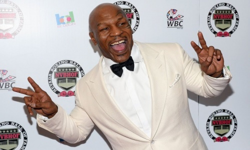 Майк Тайсон неожиданно проиграл рэперу. Видео