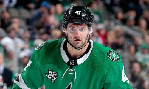 Александр Радулов станет одноклубником казахстанца в клубе конференции «Барыса» в КХЛ. Известна его зарплата