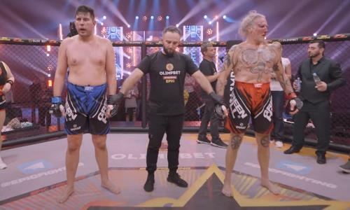 Разбитым носом и громким скандалом завершился бой Никиты Джигурды и Бари Алибасова. Видео