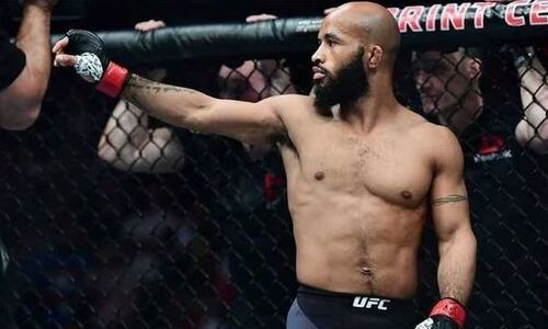 «Я уверен, что наши пути пересекутся». Легенда UFC выдал заявление о бое с казахстанским файтером