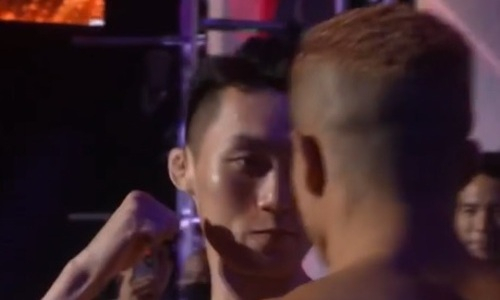 Бойцы едва не подрались на взвешивании перед турниром с участием Кайрата Ахметова. Видео