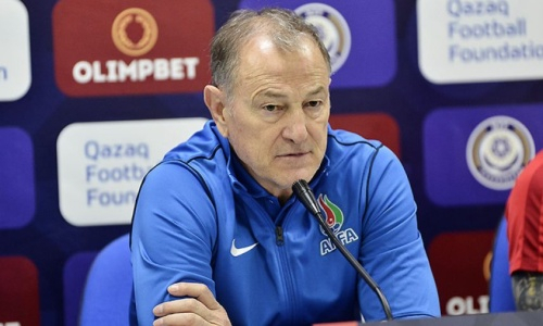 Главный тренер сборной Азербайджана списал на везение победу Казахстана