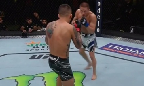 Снова ограбили? Видео полного боя с четвертым поражением Жалгаса Жумагулова в UFC