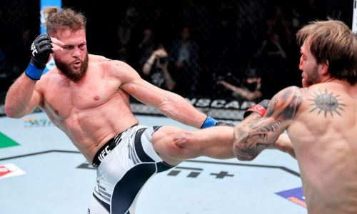 Уроженец Казахстана пригрозил нокаутом «сумасшедшему» экс-чемпиону UFC и назвал раунд