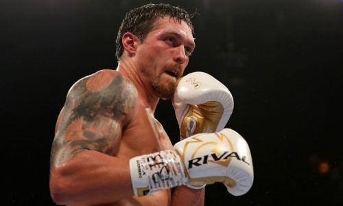 Стало известно, как выглядит Усик после переноса реванша с Джошуа. Фото