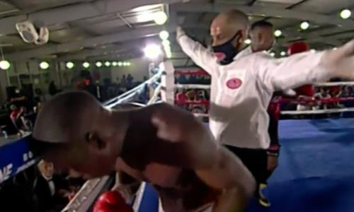 «Гаитянская сенсация» перед боем с Рахмоновым отреагировал на смерть боксера потерявшего рассудок