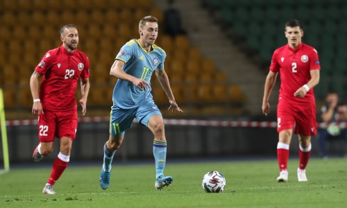 «Может испугаться, поэтому я рискну». Легенда «Спартака» назвал точный счет матча Беларусь — Казахстан