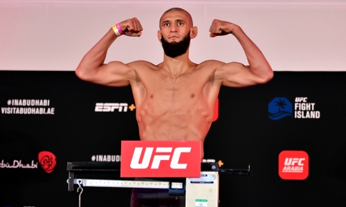 Чимаев показал фото актуальной формы